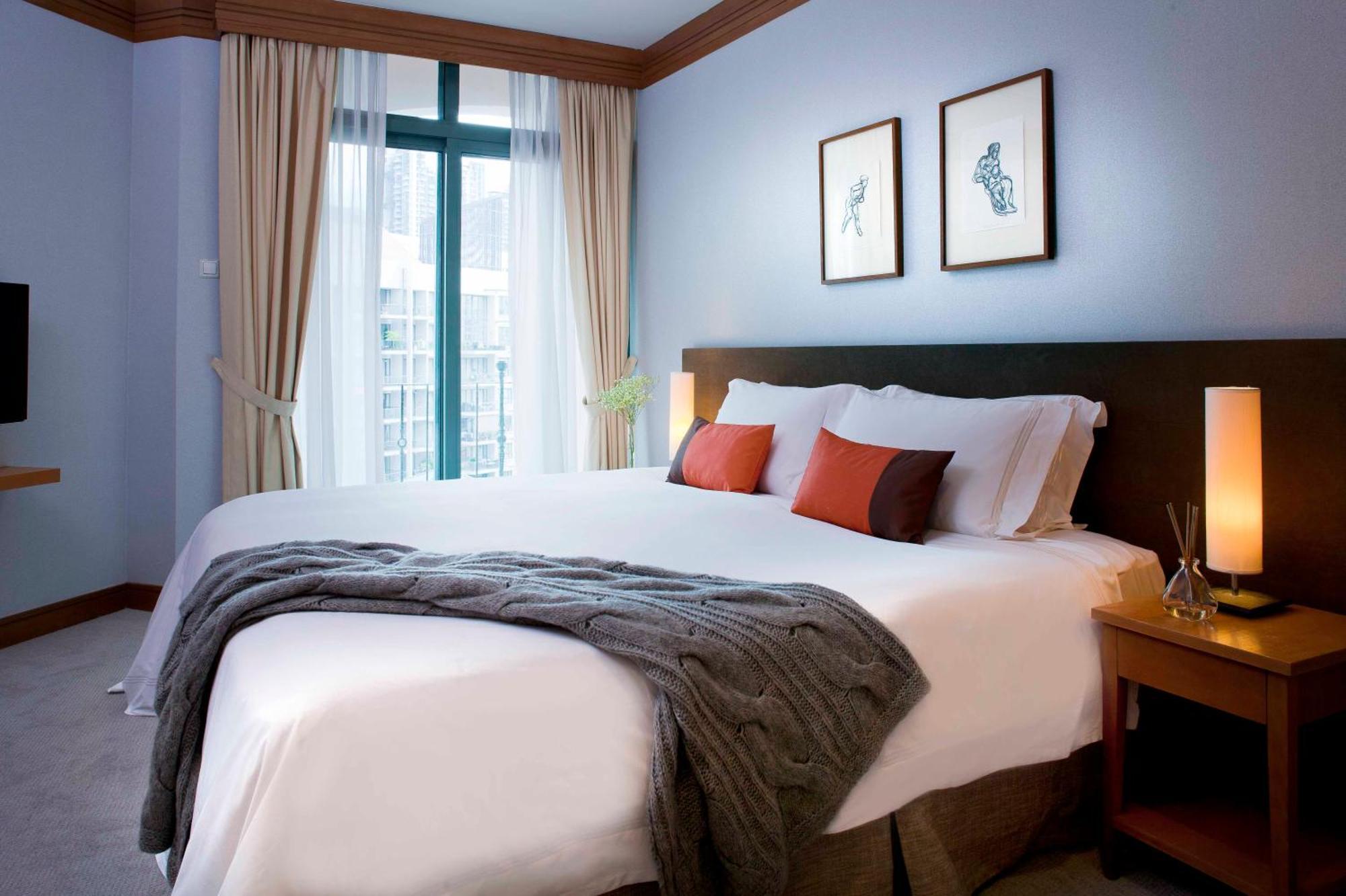 Fraser Place Robertson Walk Singapore Exteriör bild A bedroom at the hotel