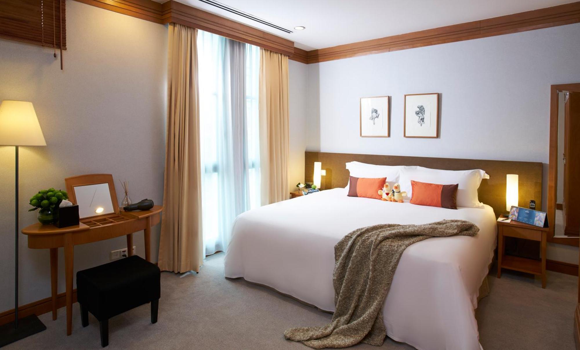 Fraser Place Robertson Walk Singapore Exteriör bild A bedroom at the hotel