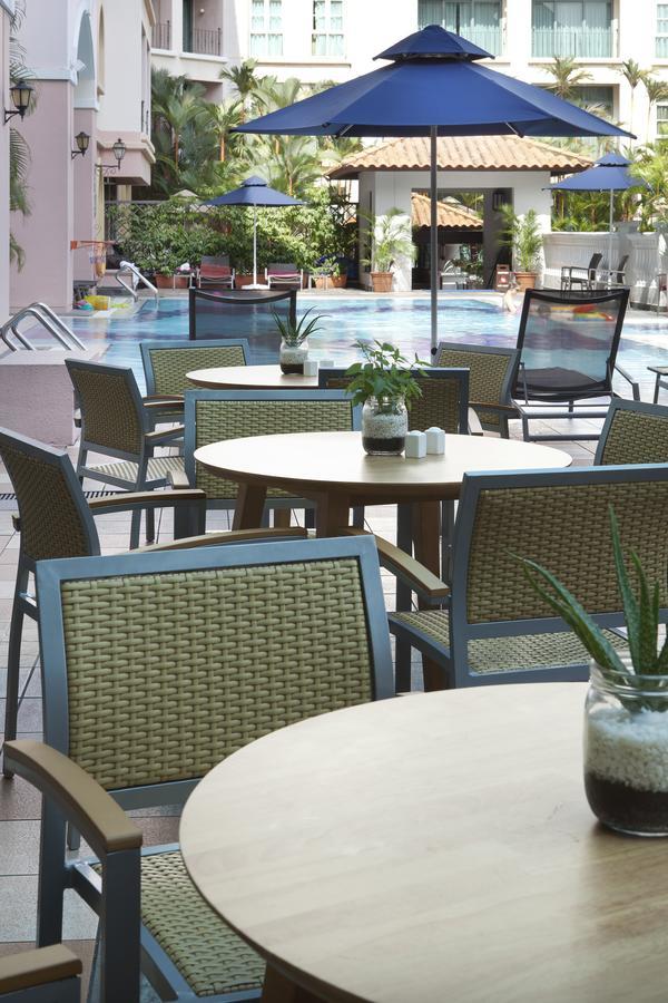 Fraser Place Robertson Walk Singapore Exteriör bild Synthetic rattan