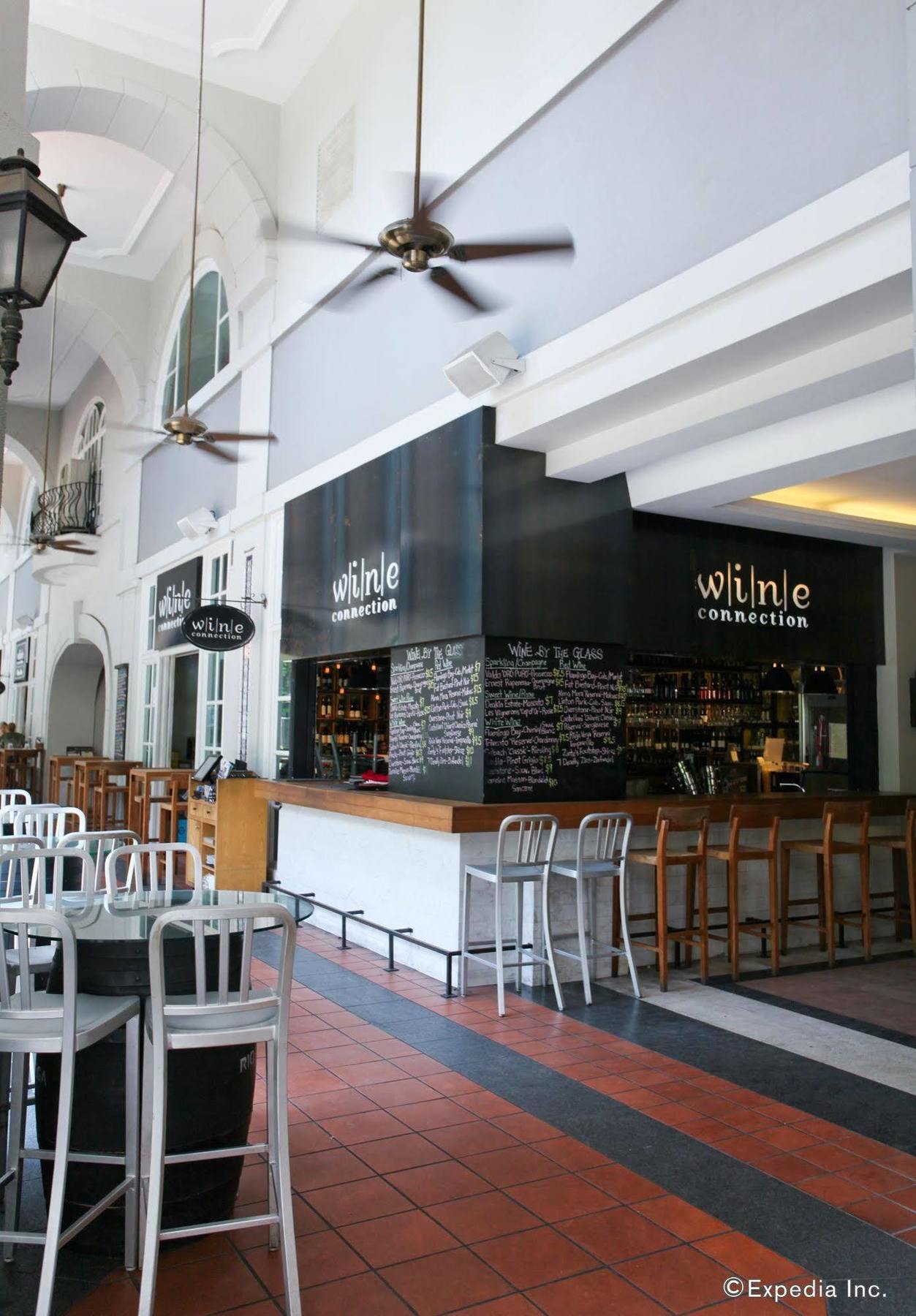 Fraser Place Robertson Walk Singapore Exteriör bild Wine Connection, Cape Town