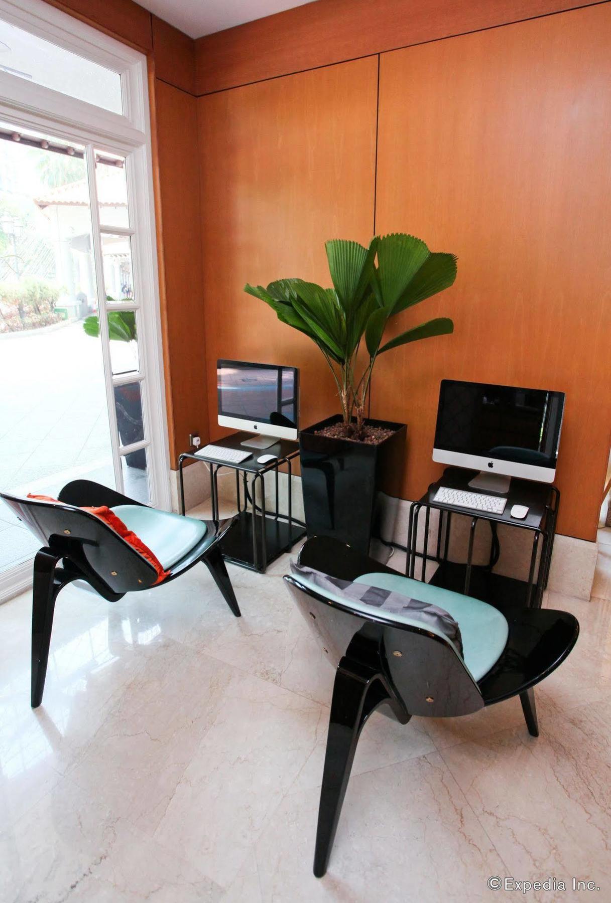 Fraser Place Robertson Walk Singapore Exteriör bild Computer stations at the lobby